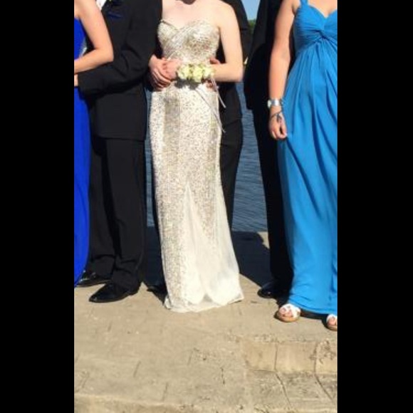 David’s Bridal Formal Dress - Picture 3 of 5